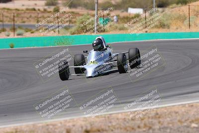 media/May-31-2025-CalClub SCCA (Sat) [[2c1a04e1ee]]/Qualifying/Group 3/Turn 4/